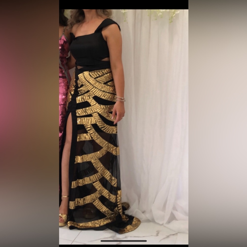 Custom made from labanes dress very elegant size M